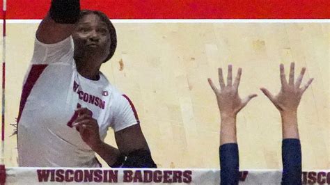 badger volleyball leaked images|Sensitive photo leak of Badgers female athletes investigated